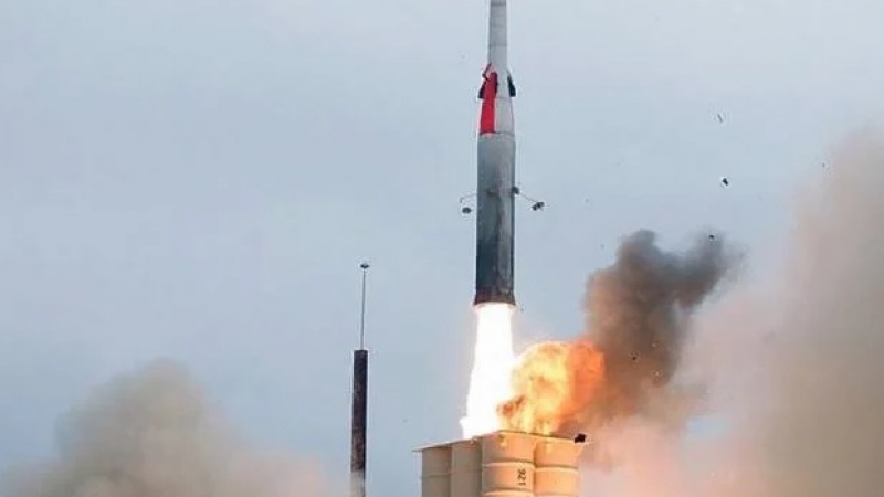 Израел задейства ПВО Arrow заради балистична ракета, продължават ожесточените боеве в Газа ВИДЕО