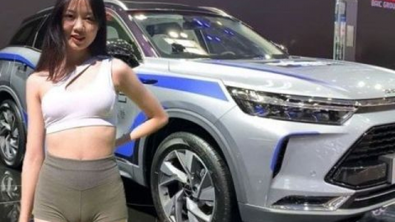 Китайската автомобилна индустрия успешно изтласква Toyota и Komatsu на руския пазар
