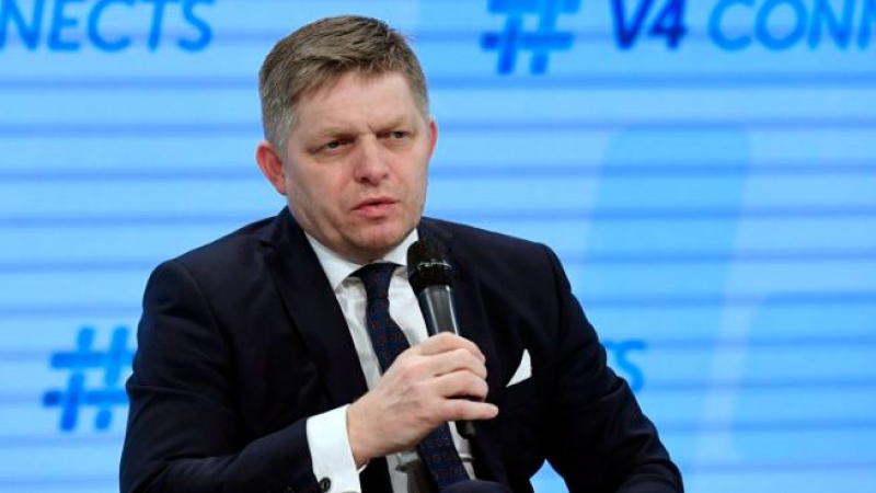 Новото правителство на Словакия посече тежко Украйна 