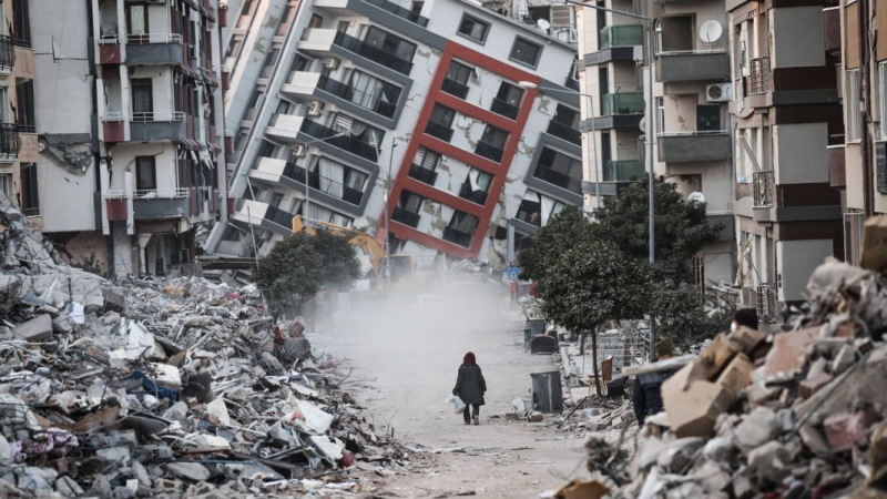 Паника в Турция: Силно земетресение разтърси страната 