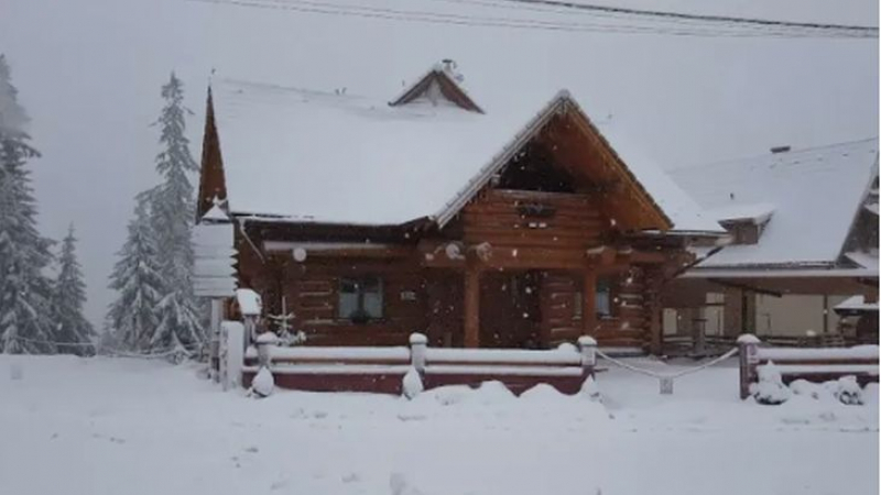 Румъния в снежен капан, обявиха кодове за опасност