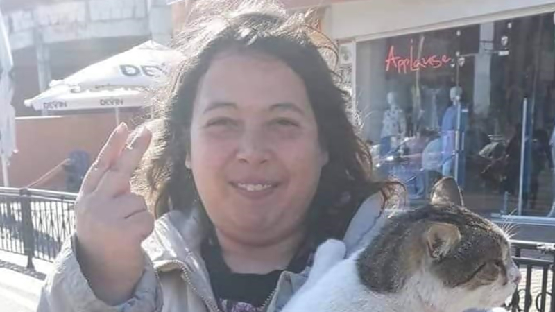 31-г. жена от Бургас изчезна безследно, търсят я под дърво и камък СНИМКА