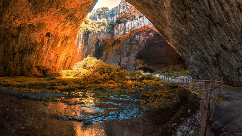 Пещерата в Северна България, която е била секретен военен обект