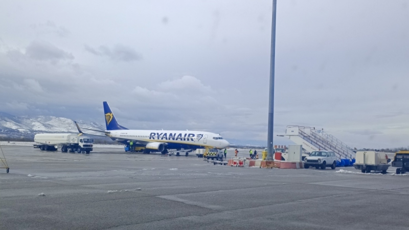След блокадата в София и Варна: Какво е положението на летище Пловдив СНИМКИ