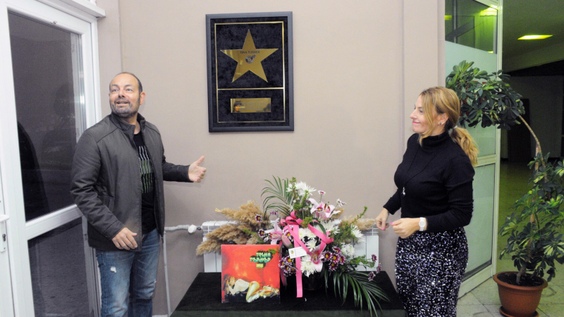 Звезда изгря в чест на Тина Търнър в Бургас СНИМКИ