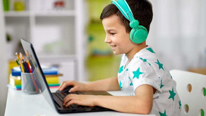 Какво могат да научат децата ни от „Интернет за всички“