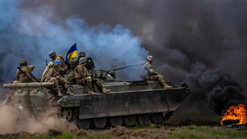Това щеше да е касапница - от Киев нахокаха САЩ за военен съвет
