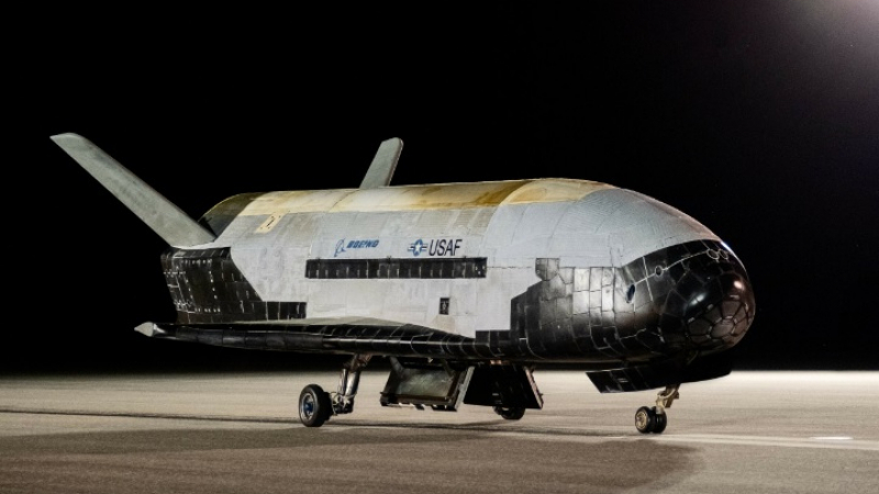 Нови подробности за свърхсекретния космически апарат X-37B, оказа се, че...