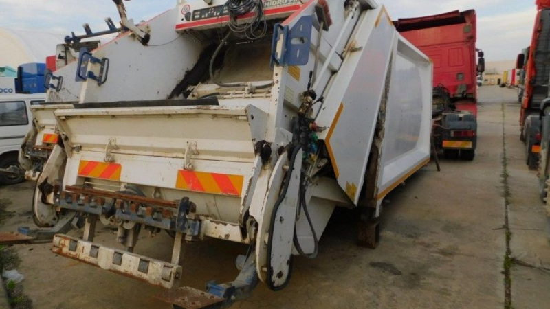 Смъртоносна трагедия причини камион за боклук в Пловдив