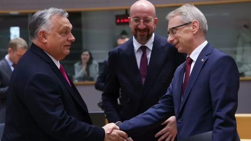 Австрийският "Стандарт" сравни Орбан с Денков, ето какви изводи направи