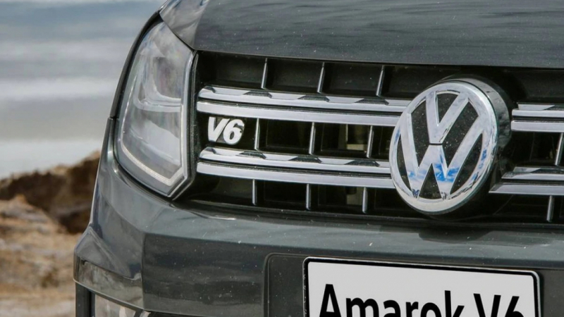 Шпиони показаха фейслифта на брутален пикап на Volkswagen 