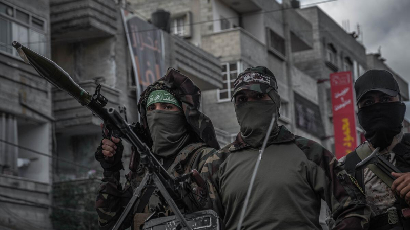 Палестинско движение нанесе над 100 удара по позиции на Израел 