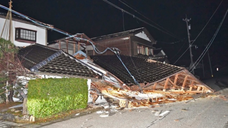 След мощното земетресение в Япония: Продължават да изваждат тела от руините на срутени сгради