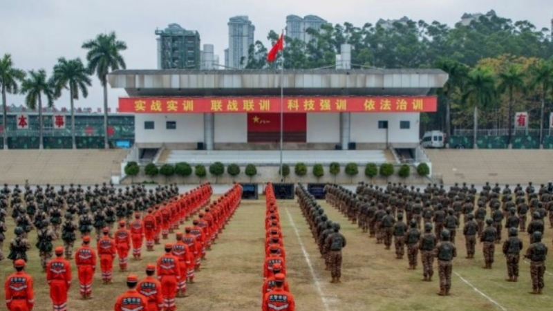 "Блумбърг" разкри причината за провала на плановете на китайската армия за Тайван