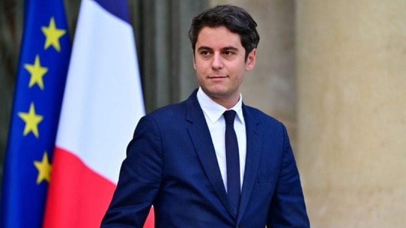 Френският премиер-гей със скандално назначение, даде на бившия си съпруг поста...