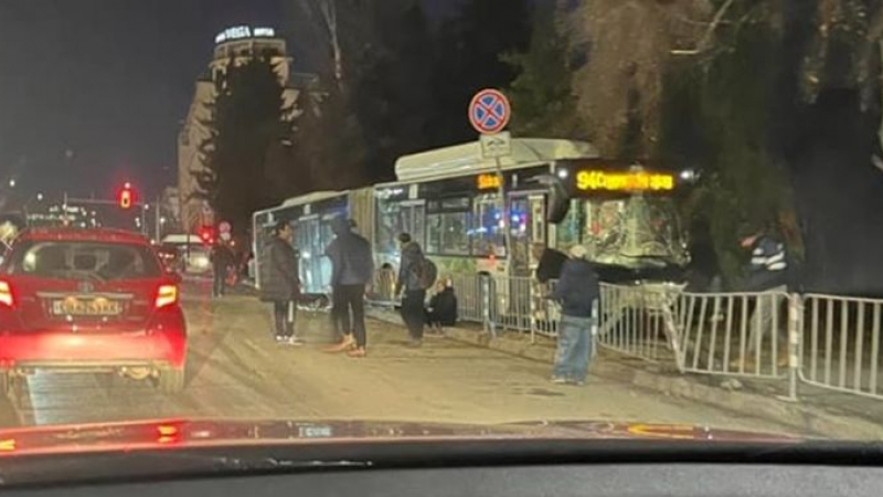 Кошмарни новини след мелето с автобус в София 