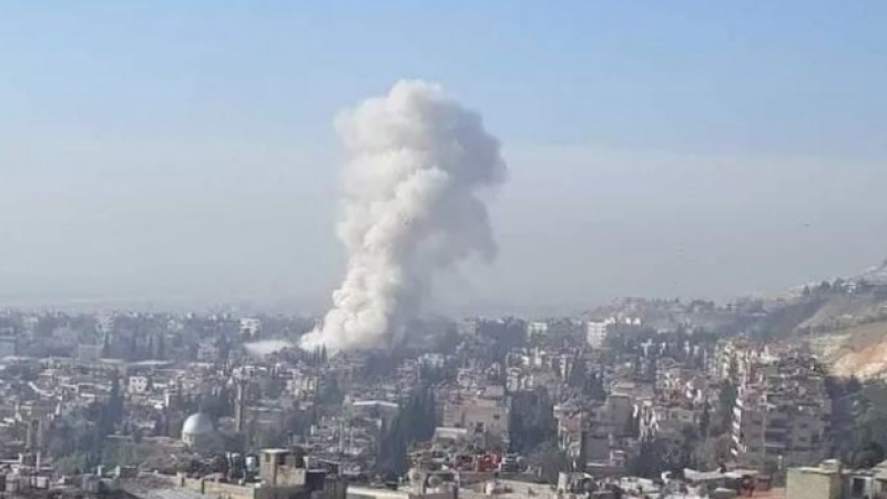Израел нанесе въздушен удар по Дамаск, уби ирански командир 