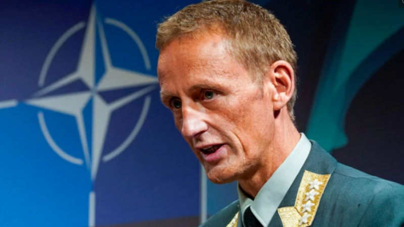 Висш генерал предупреди НАТО, руснаците произвеждат оръжия 24/7
