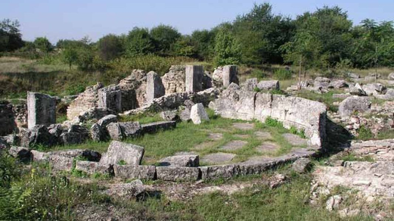 Омайното българско село с римски останки, които лекуват 