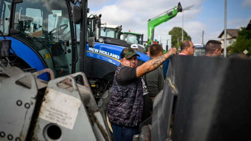 Фермерският протест във Франция набира скорост ВИДЕО