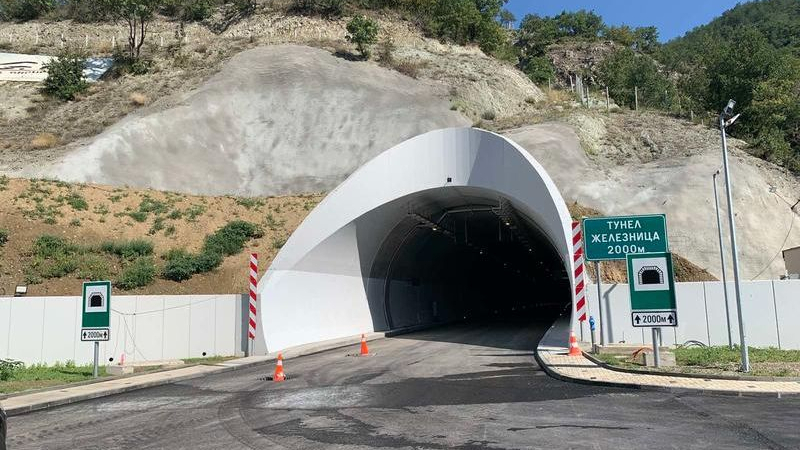 Кметът на Симитли шокира с твърдение за тунел "Железница" на АМ "Струма"