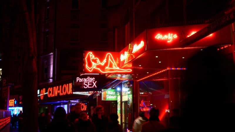 Неописуем ужас за българка, отвлечена за проституция в Нидерландия
