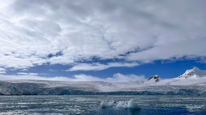 Учени пробиха ледено ядро от Антарктида и изпаднаха в ужас