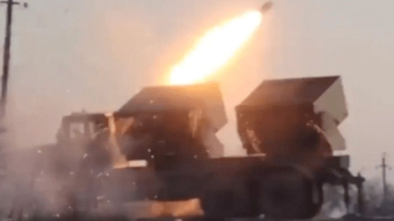 Defence Express: Руснаците стрелят с редки РСЗО "Чебурашка" срещу ВСУ СНИМКИ
