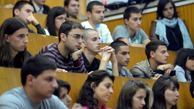 Секира: Европейска страна ще връща БГ студенти, ето причините 