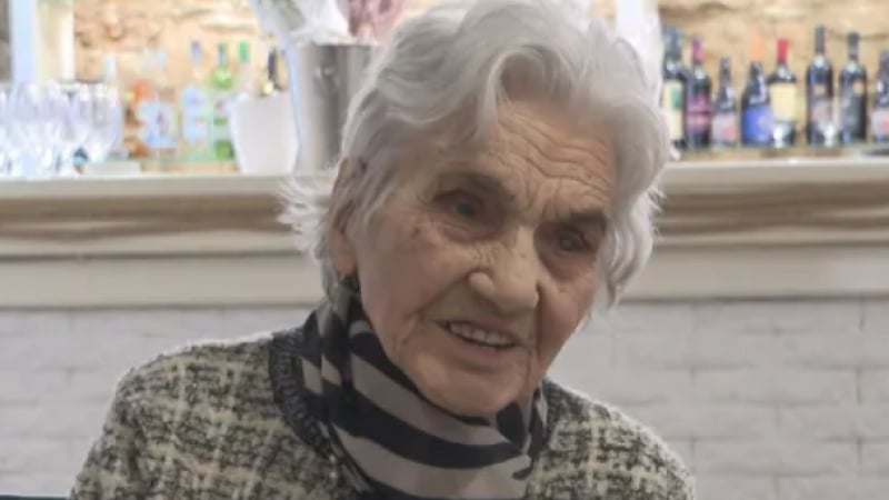 Баба Маринка стана на 100 г. и разкри рецептата за дълголетие