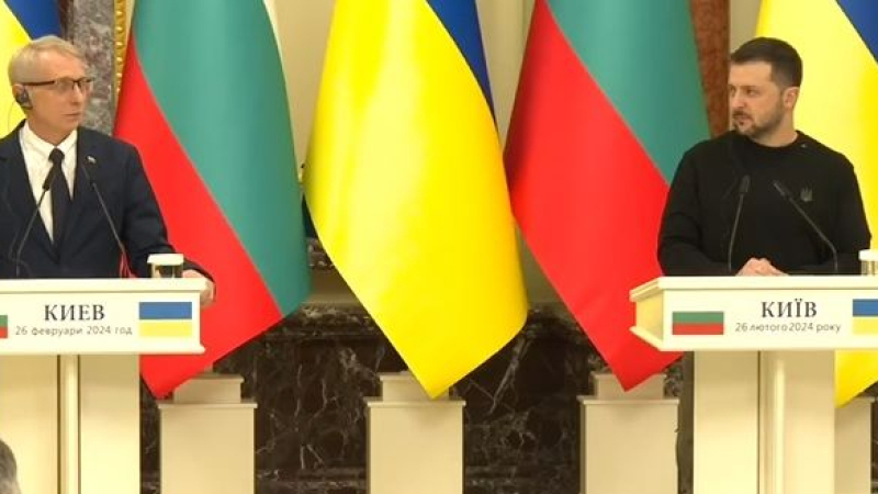 Сериозни преговори между Денков и Зеленски в Киев в много особен ден НА ЖИВО