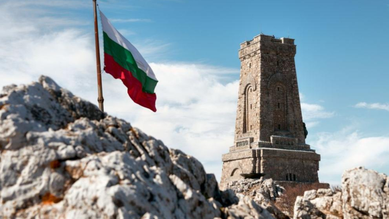 Това са националните символи на България, които всички трябва да познаваме ВИДЕО 