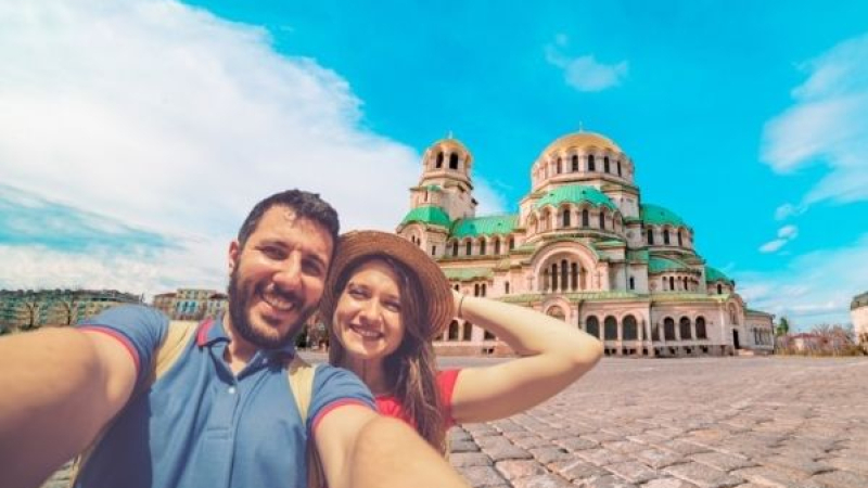 Чужди туристи: Защо България не е известна? Има шкембе, Пловдив и... ВИДЕО