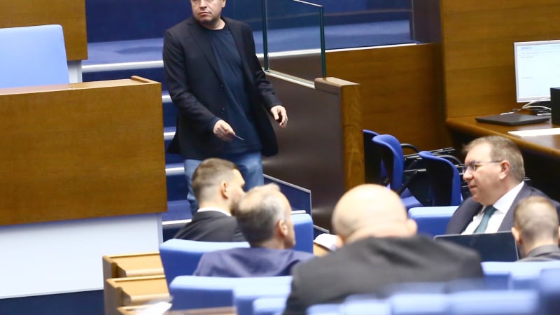 Жесток скандал в НС: Тошко Йорданов побесня след офертата на Борисов