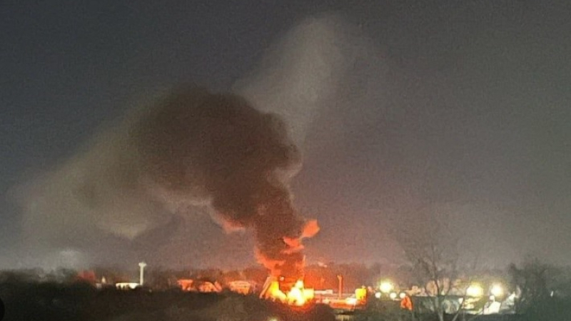 Поразен е руски петролен склад след украинска атака с дрон ВИДЕО
