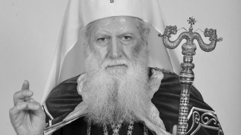 Николай Денков за патриарх Неофит: Ще остане в спомените ни като мъдър и благ духовен водач