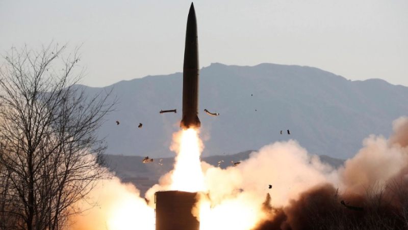 Северна Корея изстреля няколко балистични ракети 