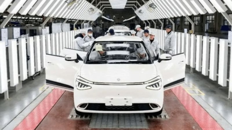 Китайски автомобилен гигант преговаря за завод у нас, ето кой град си хареса