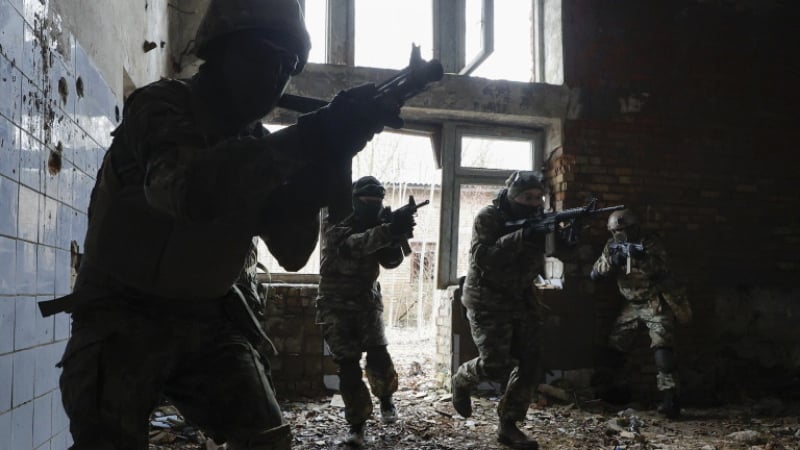 ISW: Украйна с успешни удари по Крим, а Кремъл атакува в района на Бахмут