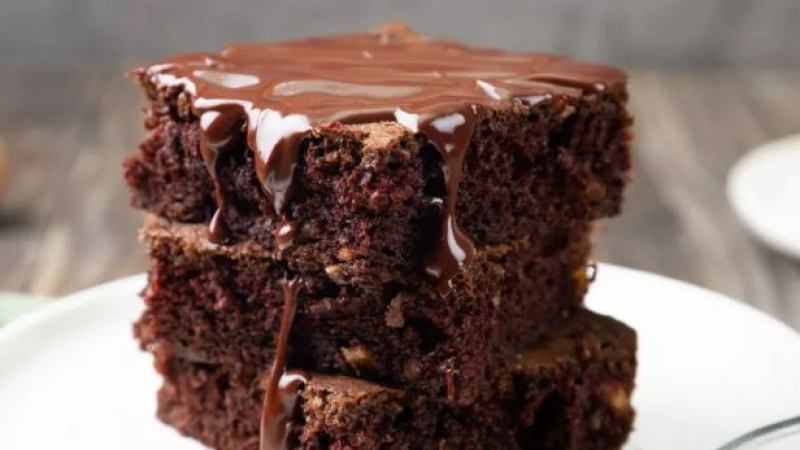 Става за 5 минутки: Това е рецептата за най-бързата и сочна шоколадова торта