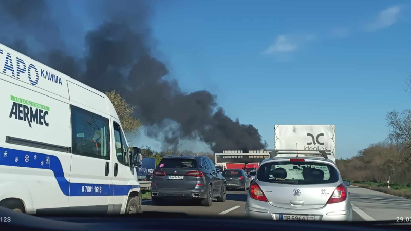 Огнен ад на "Тракия", затвориха магистралата СНИМКИ  