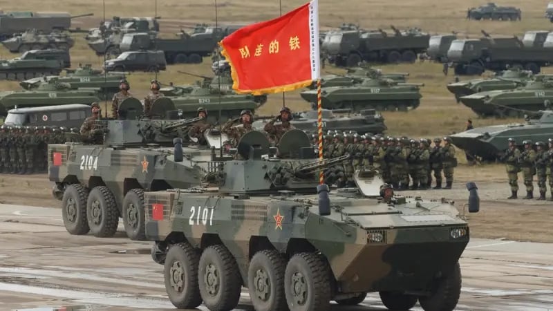 Пече се нова война: Китай построи копие на столицата на Тайван насред пустиня