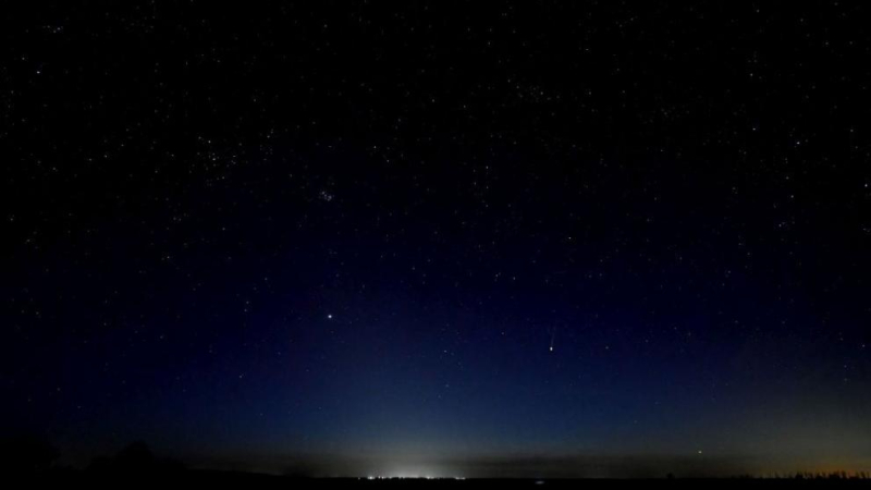 Веднъж на 71 години: В България видяха „Дяволска комета” СНИМКИ