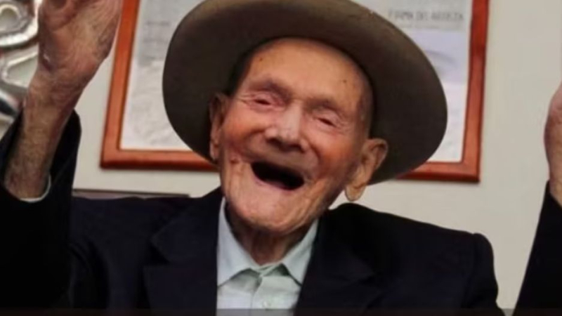 Почина най-възрастният мъж на света