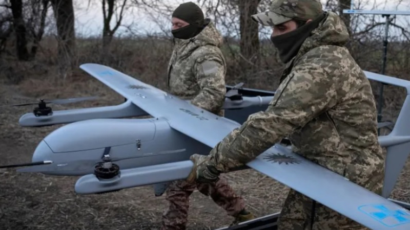 "Форин полиси" разясни защо Украйна използва все повече дронове
