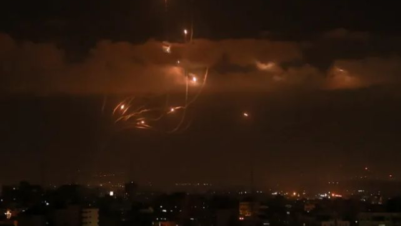 Разкритие: Израел обстрелван от 5 места, атаката била свирепа