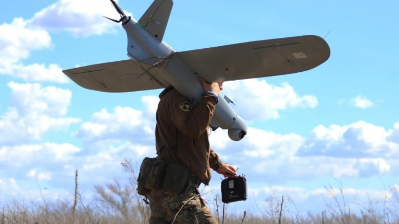 The Economist посочи защо Белият дом настоява украинците да спрат атаките с дронове
