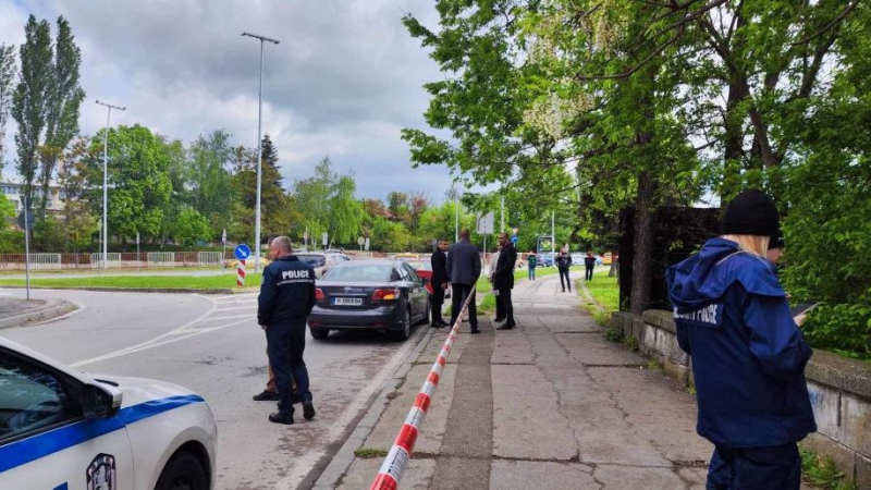 Почерня от полиция в центъра на Шумен заради зловеща находка СНИМКИ