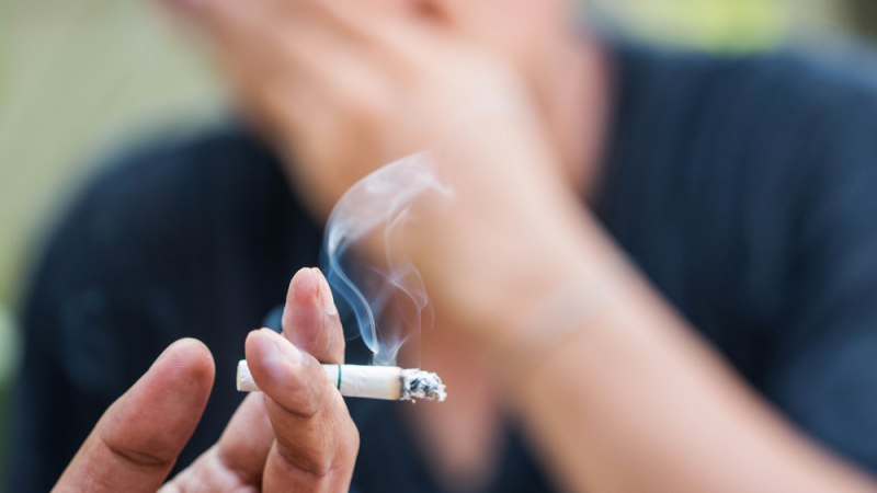 Японско проучване: Пасивните пушачи са с по-голям риск от нелечим рак на белия дроб