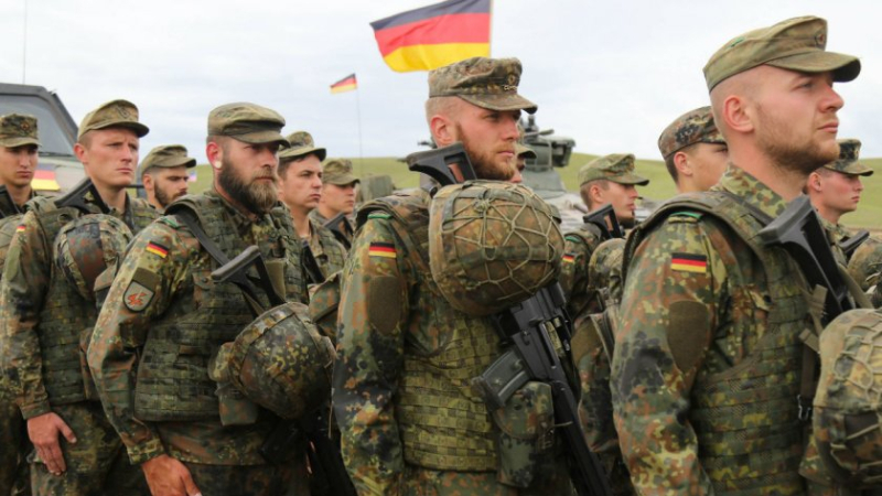  Германия трескаво се стяга за война, шеф в Бундестага поиска… 